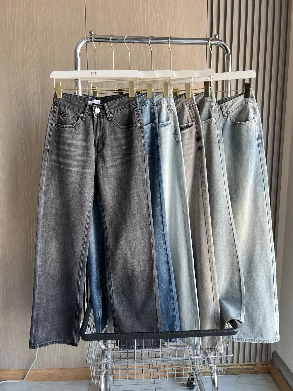 Z1975 Gerade Jeans mit Mid-Waist – Y2K Klassiker, neue Waschung 2025 (Herbst/Winter)