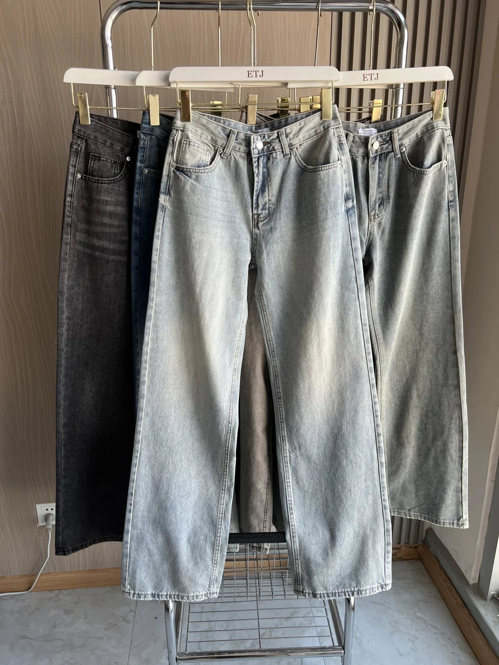 Z1975 Gerade Jeans mit Mid-Waist – Y2K Klassiker, neue Waschung 2025 (Herbst/Winter)